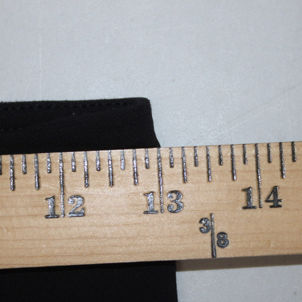 Lululemon AW Capri Pant Sz 6 x 20 Black Pull On Nylon Lycra Elastane AW Capri