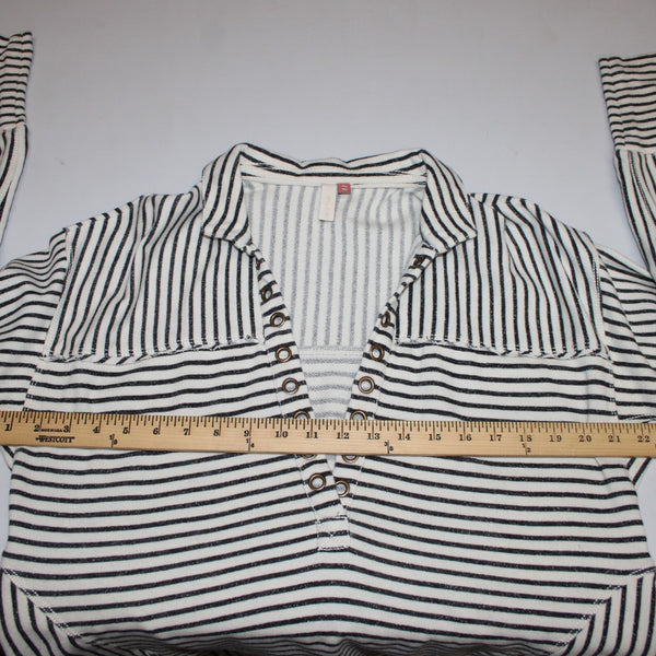 Pilcro Sz XXS Cream Black Striped 100% Cotton Oversize Rivet Sweatshirt Sweater
