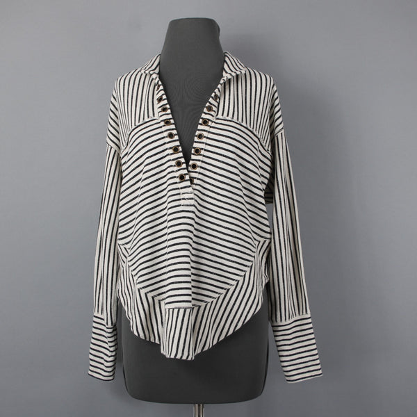 Pilcro Sz XXS Cream Black Striped 100% Cotton Oversize Rivet Sweatshirt Sweater