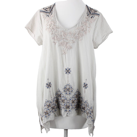 Johnny Was Sz M Taupe Tan Navy Embroidered V Cut 100% Cotton Polyester Top