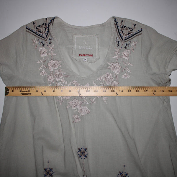 Johnny Was Sz M Taupe Tan Navy Embroidered V Cut 100% Cotton Polyester Top