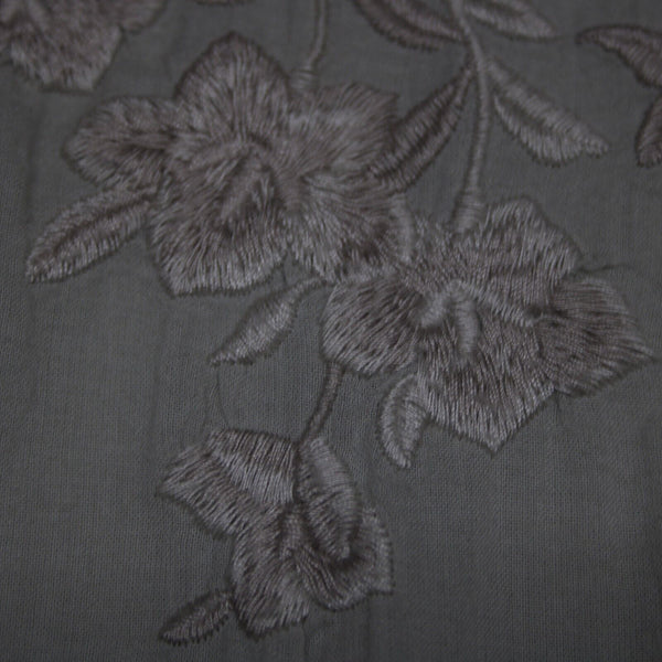 Johnny Was Sz M Taupe Tan Navy Embroidered V Cut 100% Cotton Polyester Top