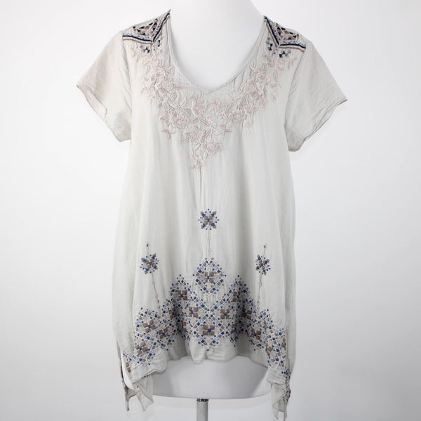 Johnny Was Sz M Taupe Tan Navy Embroidered V Cut 100% Cotton Polyester Top
