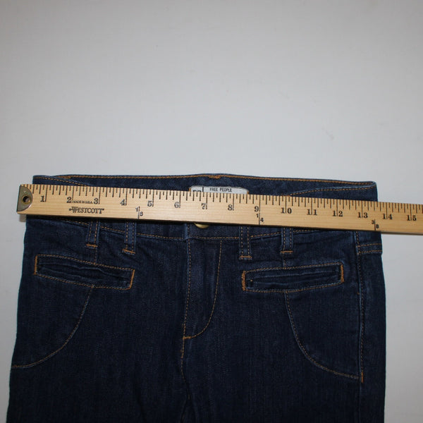 Free People Sz 26 x 34.5 Blue Denim Pockets Boot Cut Cotton Polyester Jeans