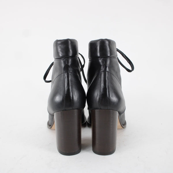 Ariat Sz 10 B Black Leather Upper Rubber Outsole 3.5" Heel Laced Boot
