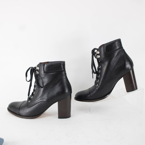 Ariat Sz 10 B Black Leather Upper Rubber Outsole 3.5" Heel Laced Boot
