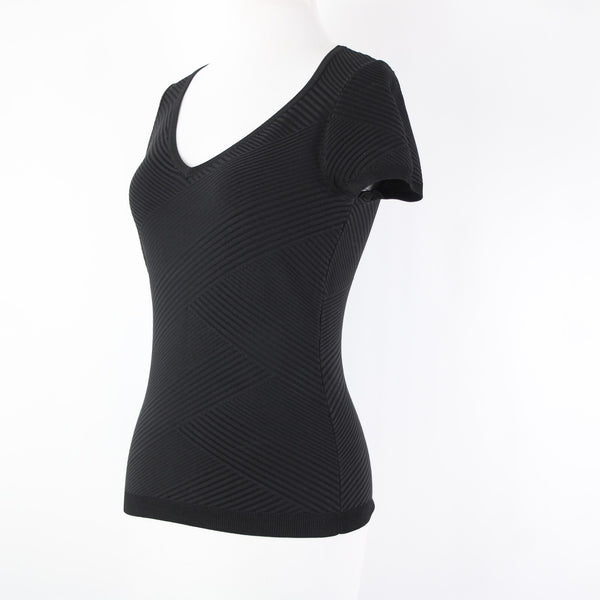 White House Black Market NEW $59 Sz XS Black Ribbed V Neck Rayon Nylon Top