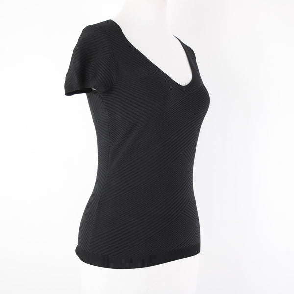 White House Black Market NEW $59 Sz XS Black Ribbed V Neck Rayon Nylon Top