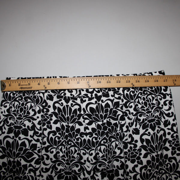 Saks Fifth Ave NEW $190 Sport Sz 16 x 26 Black White Cotton Spandex Pant