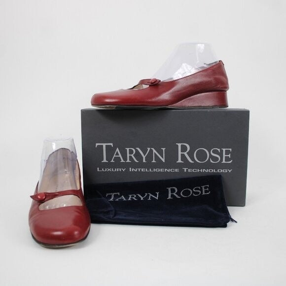 Taryn Rose Kristy Nappa Sz 39.5 M Red Leather Upper Inner 1.25" Wedge Heels