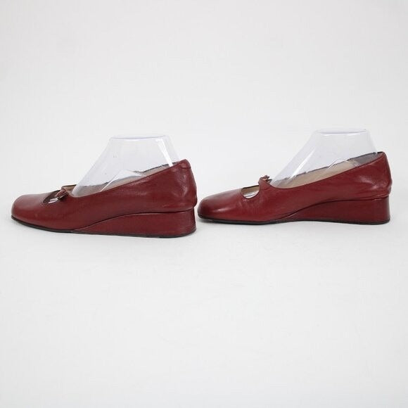 Taryn Rose Kristy Nappa Sz 39.5 M Red Leather Upper Inner 1.25" Wedge Heels