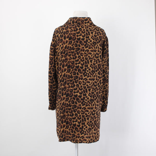 Dana Buchman Top Sz 6 Brown Tan Animal Print Collared Buttons 100% Silk Top