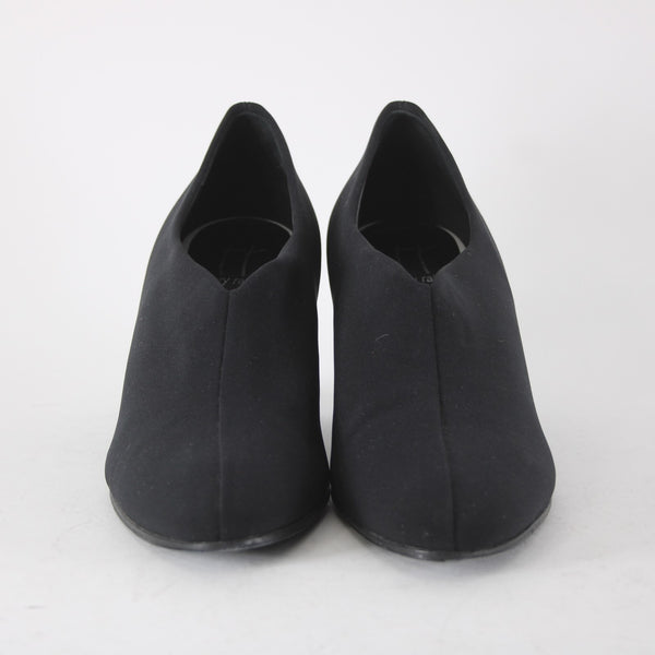 Thierry Rabotin Heels Flair Sz 38 Black Slip On Micro Fiber Leather 2" Heels