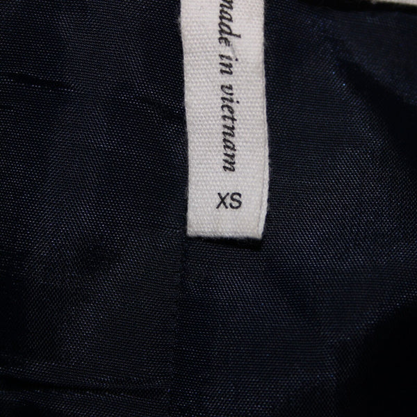 BcbGeneration Sz XS Navy Blue V Neck Flowy Lined 100% Polyester Acetate Dress