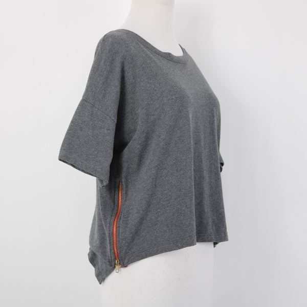 Etienne Marcel Top Sz M Gray Red Zipper Detail Crop Hi Lo 100% Cotton Top