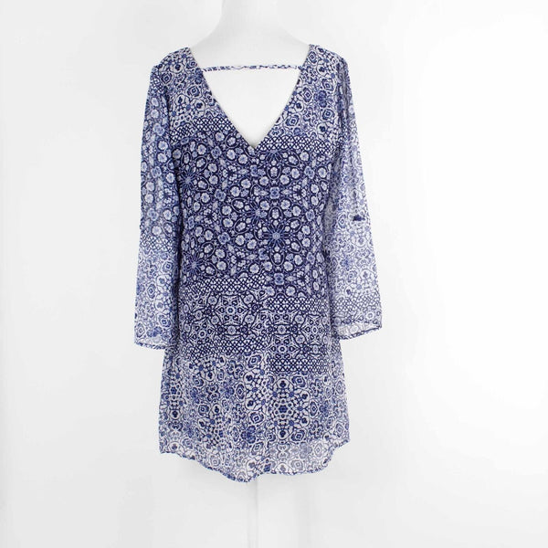 Speechless Sz L Navy Blue Multi Sheer Lined V Back 100% Poly Dress