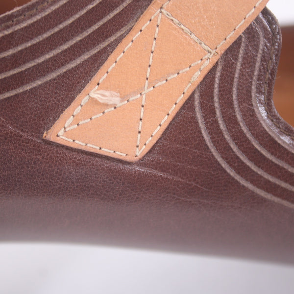 Chie Mihara Heels Sz 41 Brown Tan Buckle Closure Leather 2" Heels