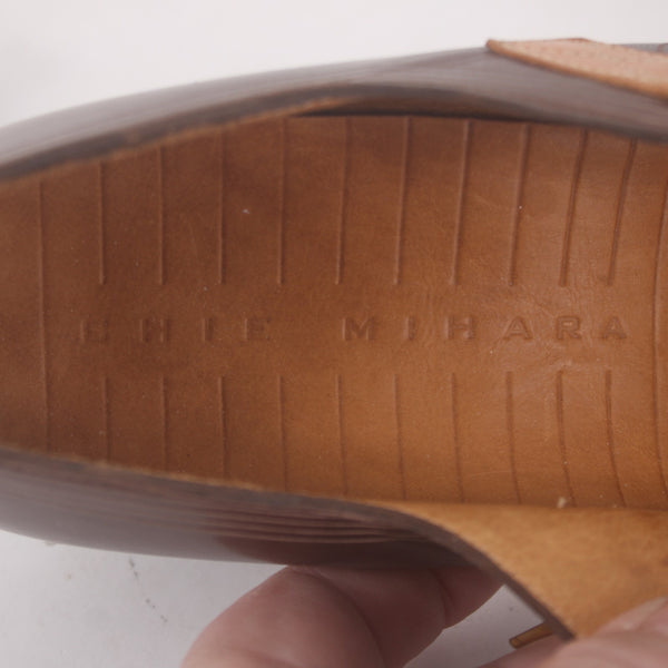 Chie Mihara Heels Sz 41 Brown Tan Buckle Closure Leather 2" Heels