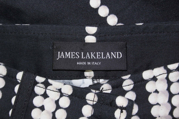 James Lakeland Sz 6 x 25 Black Cream Pearl Print Back Flap Pocket Capri Pant