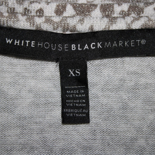 White House Black Market Sz XS Gray White Reptile Print V Neck Rayon Poly Top