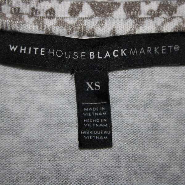 White House Black Market Sz XS Gray White Reptile Print V Neck Rayon Poly Top