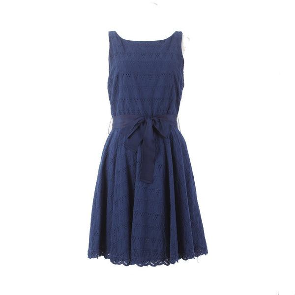 BB Dakota Dress Sz 6 Navy Blue Embroidered Round Neck Sleeveless Cotton Dress