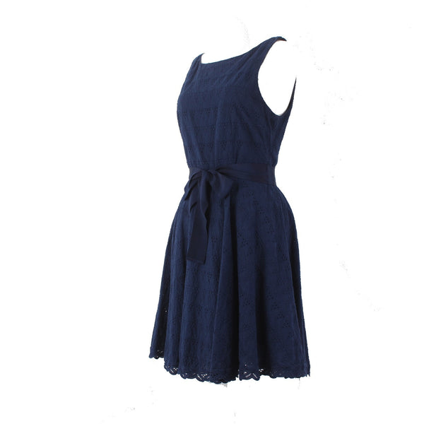 BB Dakota Dress Sz 6 Navy Blue Embroidered Round Neck Sleeveless Cotton Dress