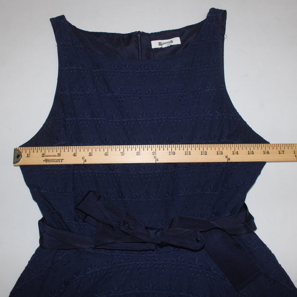 BB Dakota Dress Sz 6 Navy Blue Embroidered Round Neck Sleeveless Cotton Dress