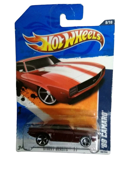 Hot Wheels Street Beasts '11 1969 Camaro Collectible Figure