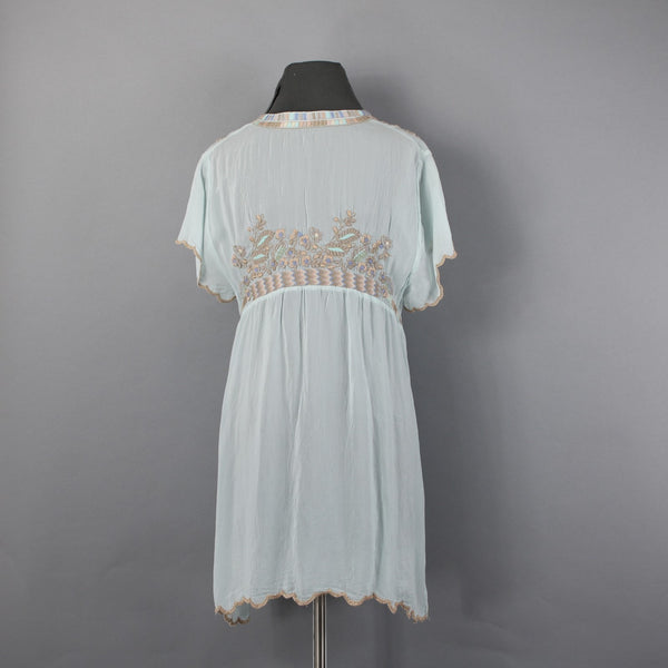 Johnny Was Top Sz M Aqua Blue Multi Color Embroidered Sheer 100% Rayon Poly Top