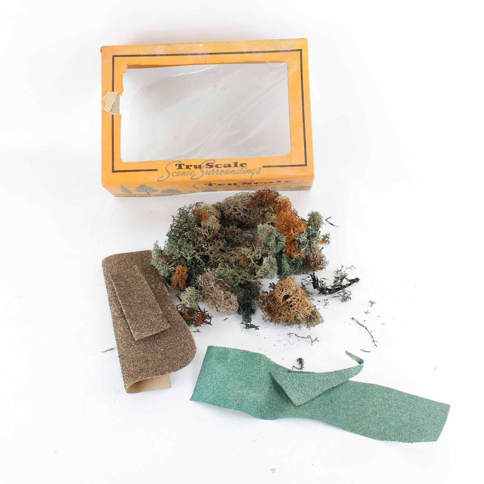 True Scale Scenic Surroundings Life-Like Mini Trees Shrubs 0602/115 Liken