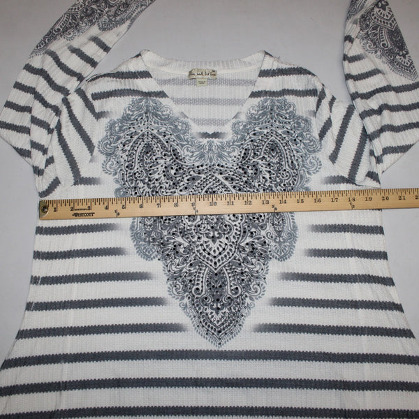 Live And Let Live Sz M White Gray Stripped Embellished Poly Rayon Top