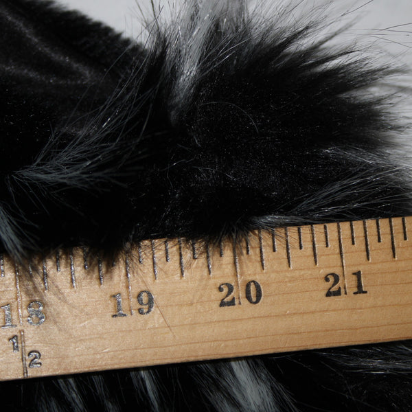LaSeine Sz S Black Gray Faux Fur Lined Sleeveless Acrylic Polyester Vest