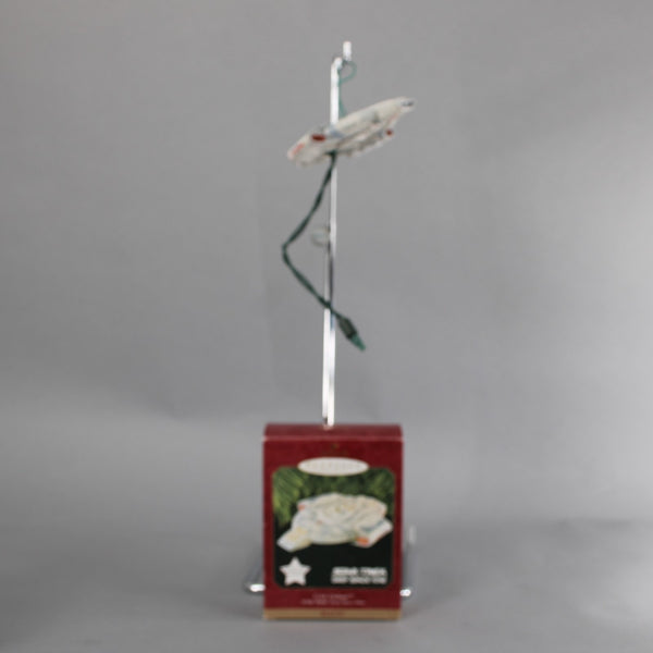 Hallmark Keepsake Ornament Star Trek USS Defiant Deep Space Untested