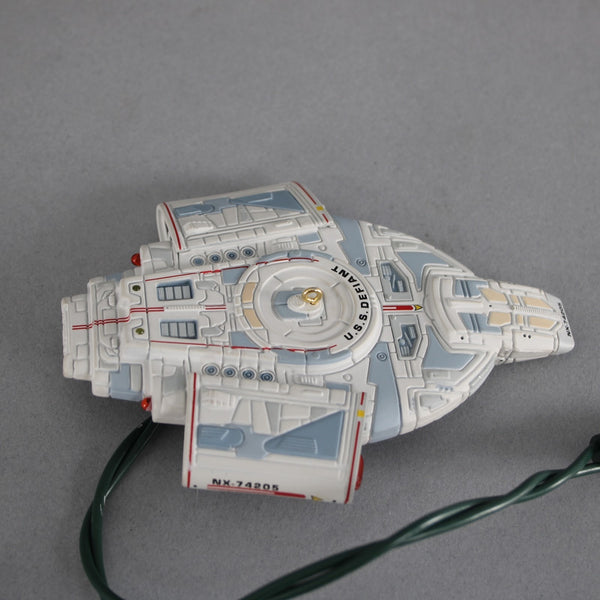 Hallmark Keepsake Ornament Star Trek USS Defiant Deep Space Untested