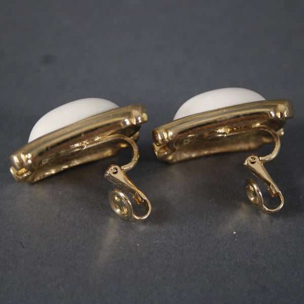 Trifari Vintage Goldtone Cream Enamel Stone 1.5" Huggie Clip On Earrings