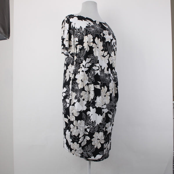 Robbie Bee Dress NEW $79 Sz 3X Black White Gold Multi Floral Poly Spandex Dress