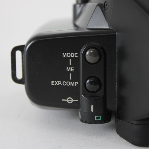 Canon EOS 630 Camera Body NO LENSE With Accessories Camera