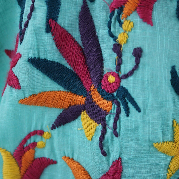 Double D Ranch Sz M Aqua Blue Multi Embroidered V Neck Button 100% Cotton Top
