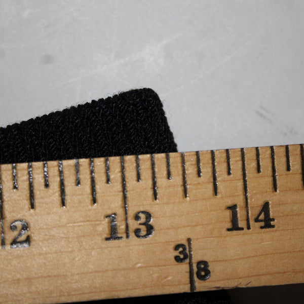 St John? Sz 8 x 25 Black Pleated Elastic Waist Pockets Santana Knit AS IS Capri
