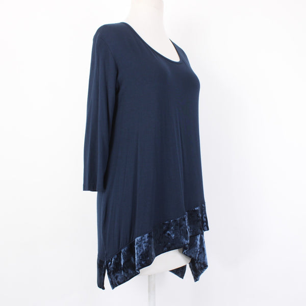 Pebble And Stone Top NEW Sz S Navy Blue Asymmetrical Rayon Spandex Top