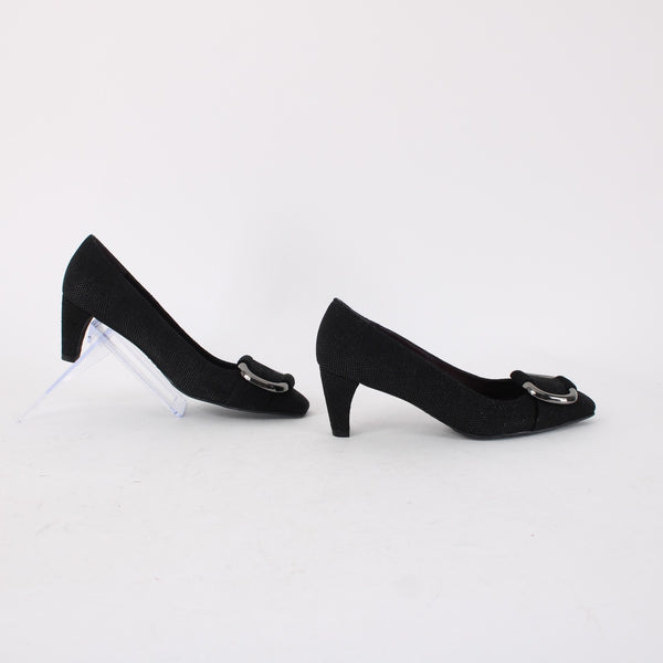 Stuart Weitzman Heels Goose Bump Sz 5.5 Black Silver Leather Textured 2.5" Heel