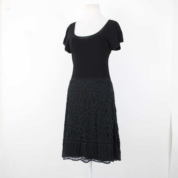 V Christina Sz M Black Lined Lace Bottom Cotton Viscose Spandex Fit Flare Dress