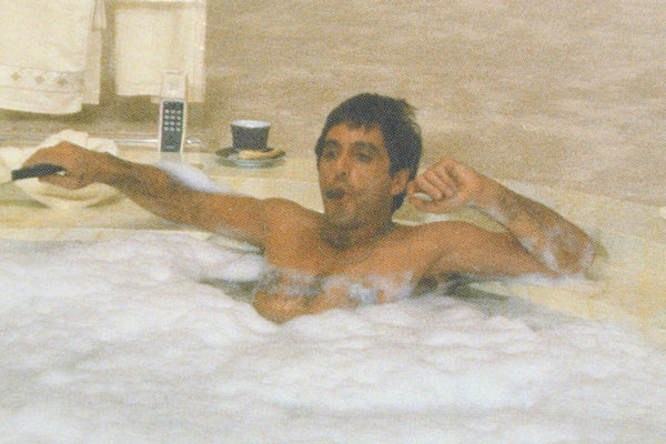 Al Pacino Scarface 1983 Universal Studios 8 X 11 Bath Tub Scene Photograph