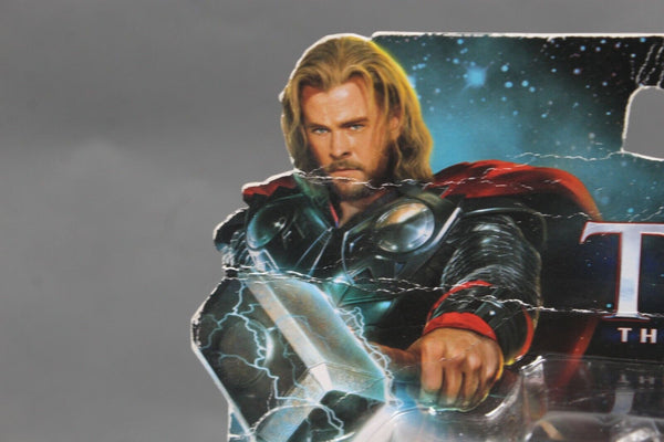 Hasbro Marvel Thor Deluxe Blaster Armor Thor Action Figure
