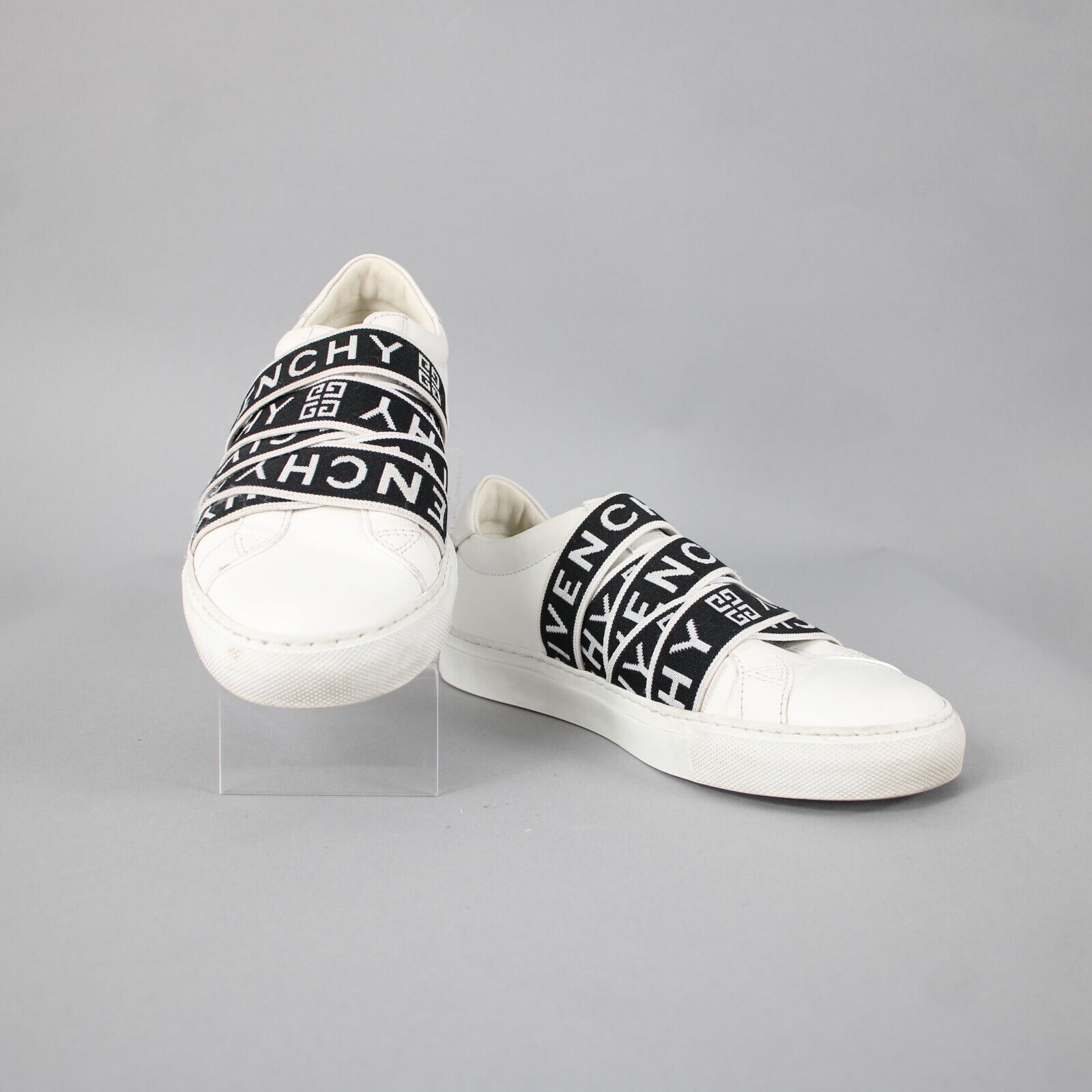 Givenchy DN1128 Sz 38 White Black Logo Slip On Leather Rubber Flats Shoes