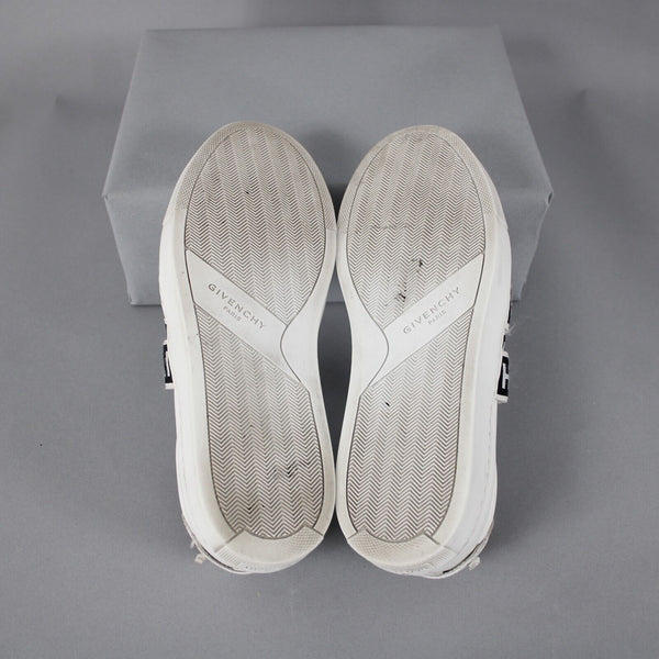 Givenchy DN1128 Sz 38 White Black Logo Slip On Leather Rubber Flats Shoes
