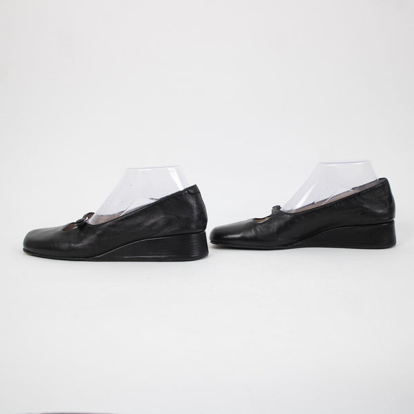 Taryn Rose Kristy Nappa Sz 38.5 M Black Leather Upper Inner 1.25" Wedge