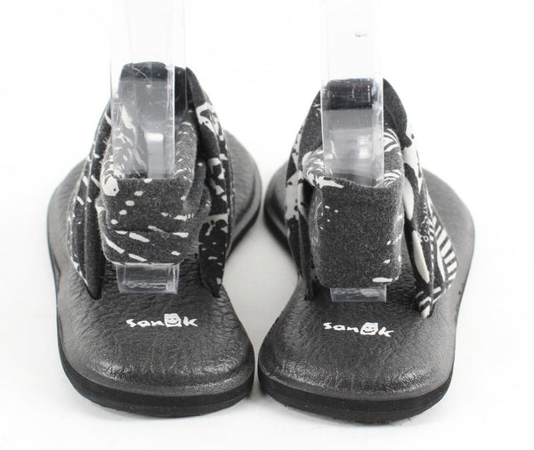 Sanuk Sz 7 Black White Fabric .5" Man Made Heel Sole Comfort Sandal