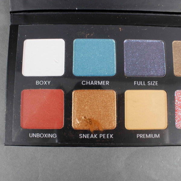 Boxy Charm Hello Charmer Eye Shadow Palette